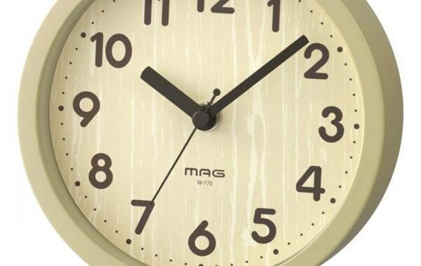 【 ナチュラル 】MAG 置掛両用時計 コンポートMAG マグ 防水 置掛時計 時計 置掛両用 通販 置掛両用時計 木目調 コンパクト 北欧風 ナチュラル かわいい デザイン インテリア 連続秒針 棚 玄関 コンポート ギフト 贈り物 ブラウン